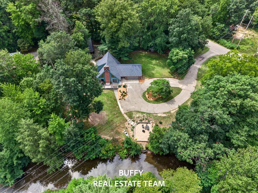 2200 Trillium Lane Grand Rapids, MI 49534