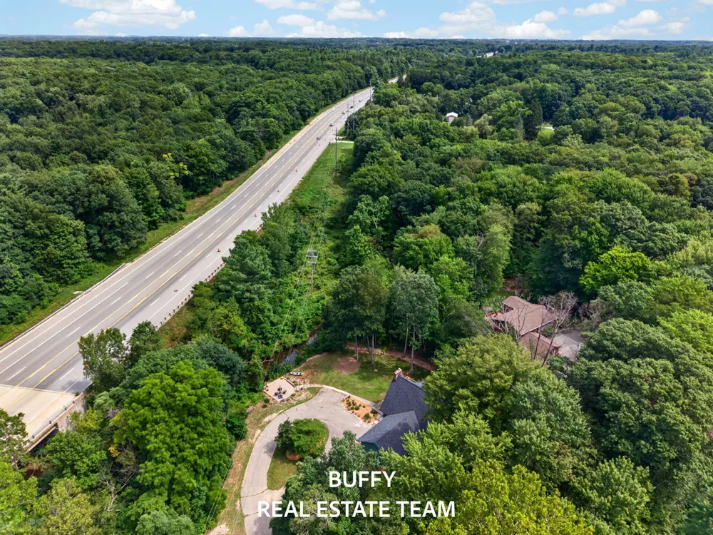 2200 Trillium Lane Grand Rapids, MI 49534