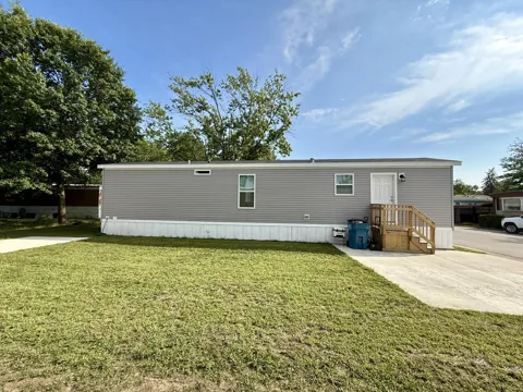 333 E Lakewood Boulevard #276
