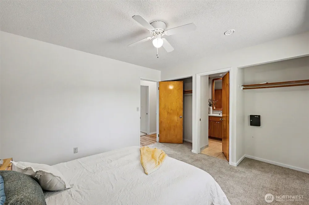 29425 34th Avenue S Auburn, WA 98001
