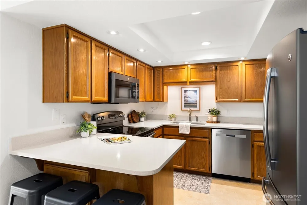 633 Main Street #104 Edmonds, WA 98020