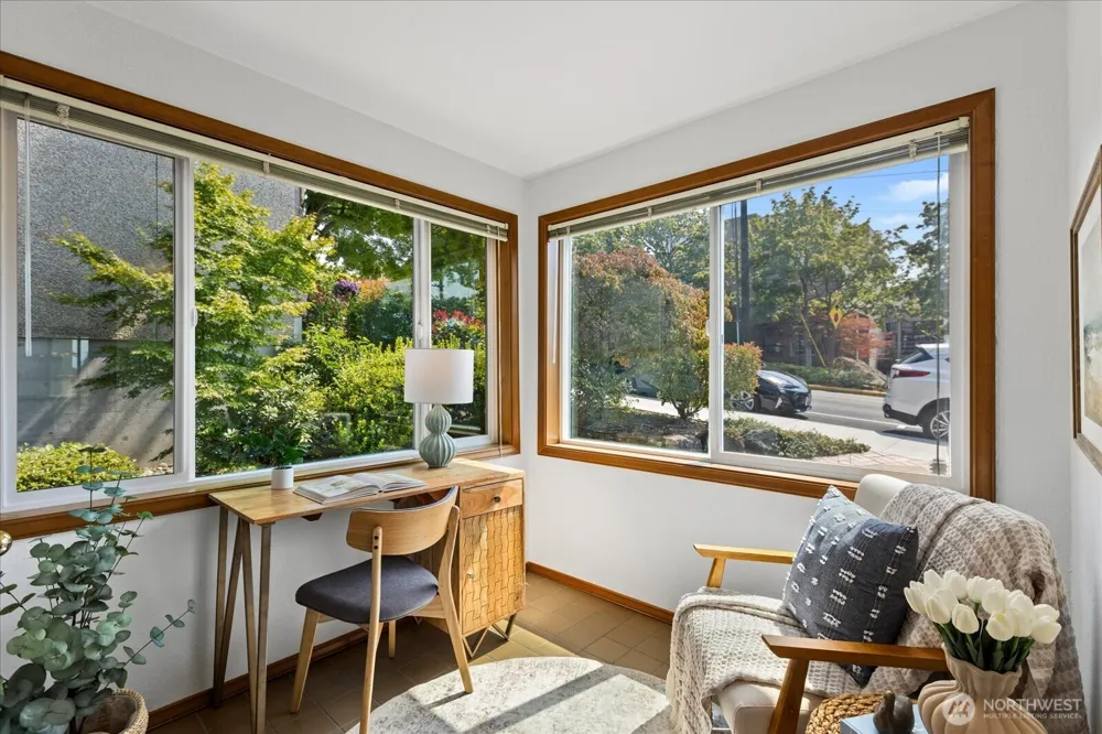 633 Main Street #104 Edmonds, WA 98020