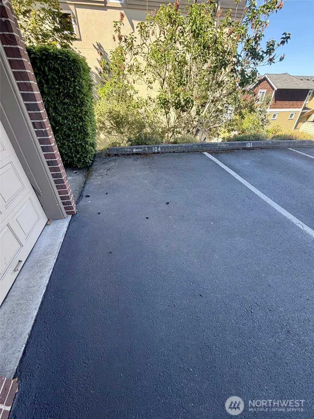 633 Main Street #104 Edmonds, WA 98020