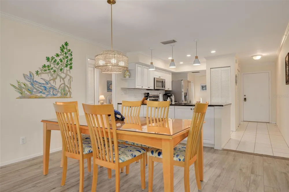 4780 BRITTANY DRIVE S #114 St Petersburg, FL 33715