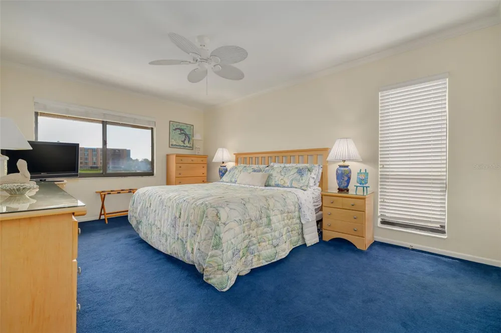 4780 BRITTANY DRIVE S #114 St Petersburg, FL 33715
