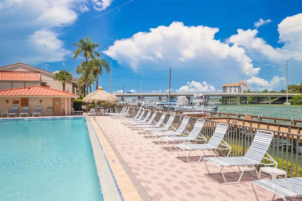 4780 BRITTANY DRIVE S #114 St Petersburg, FL 33715