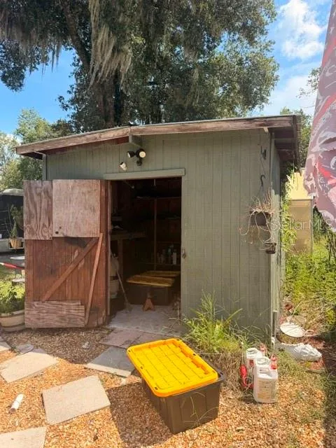 40950 W 9TH AVENUE Umatilla, FL 32784