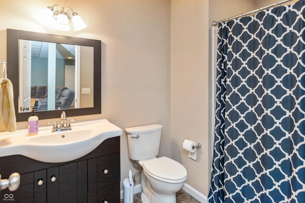 1637 Kilkenny Drive Avon, IN 46123
