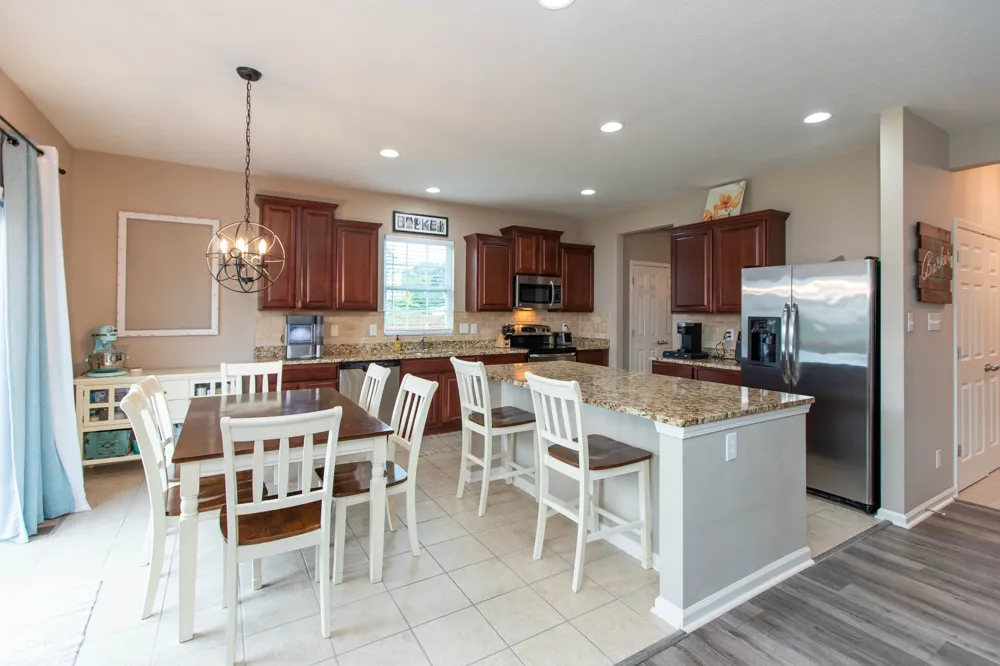 1637 Kilkenny Drive Avon, IN 46123