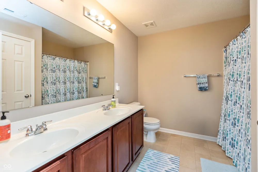 1637 Kilkenny Drive Avon, IN 46123