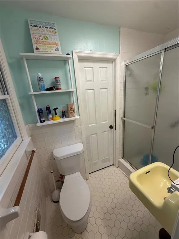 3906 Cardinal Drive Tucker, GA 30084