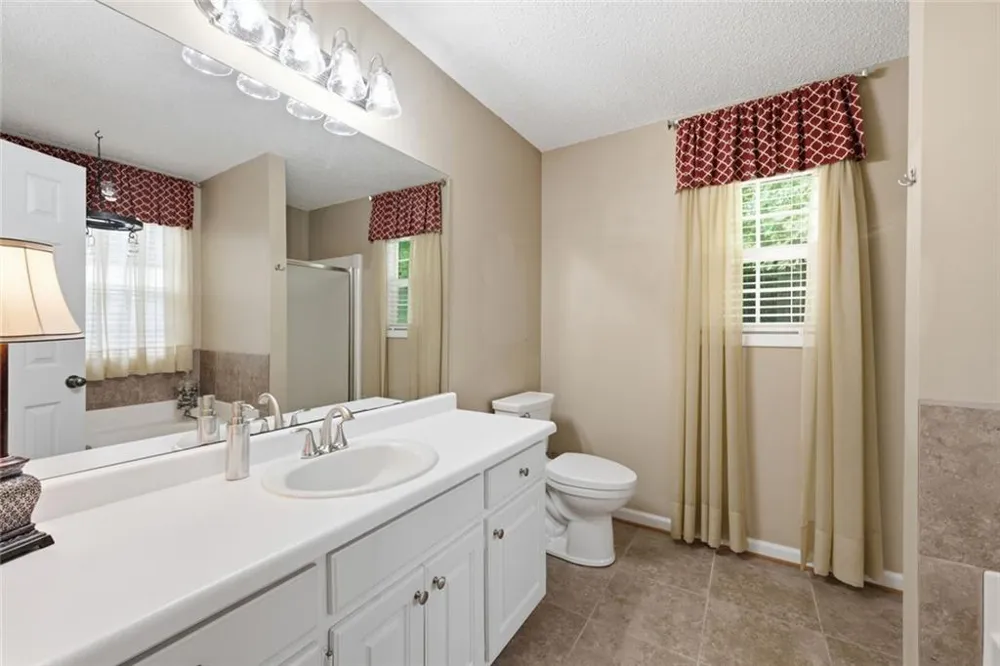 1784 Fort Shawnee Trace Dacula, GA 30019