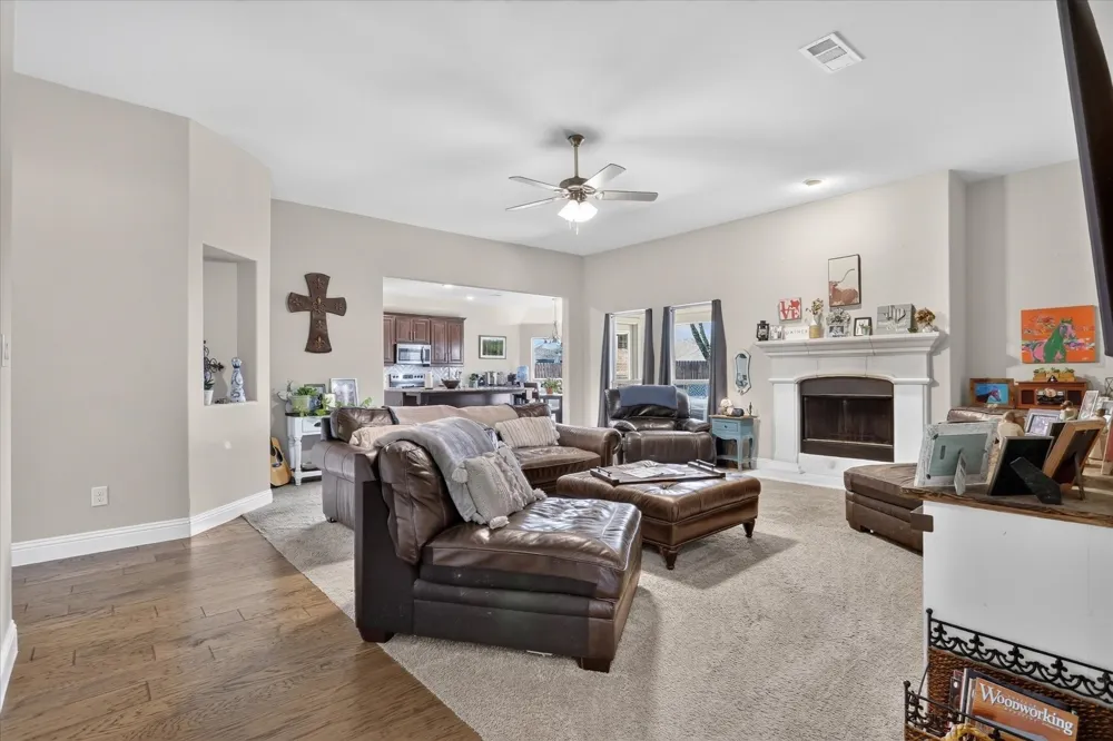 2807 River Ridge Court Granbury, TX 76048