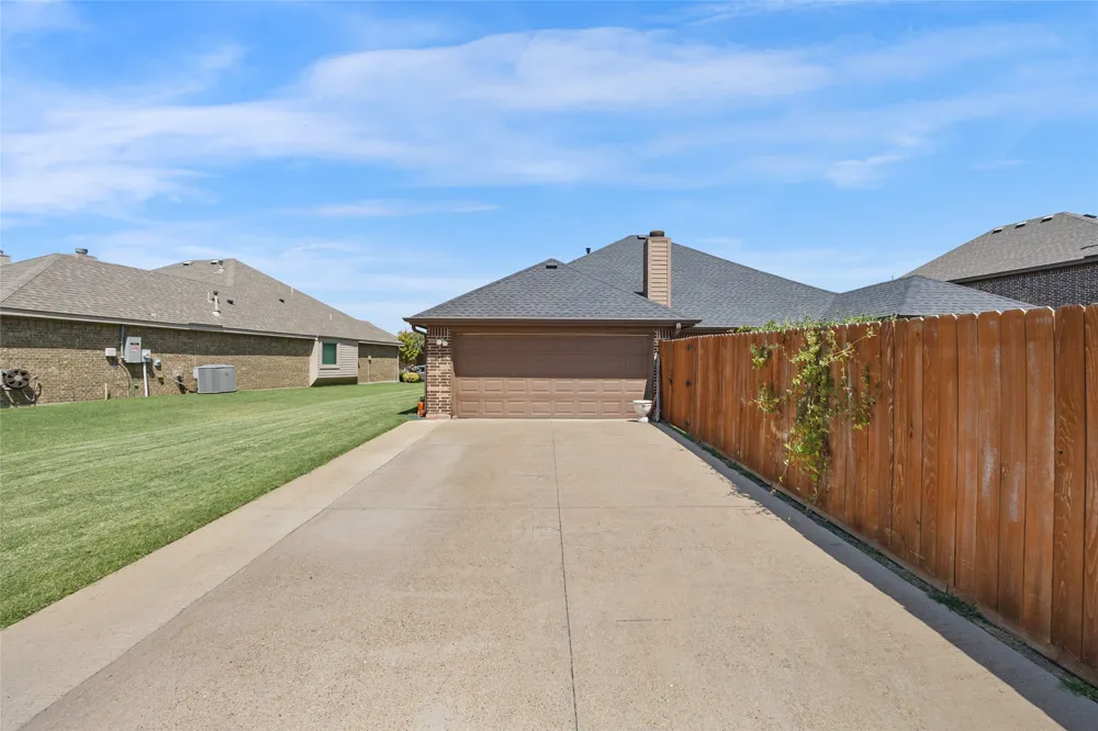 1025 Lincoln Drive Royse City, TX 75189