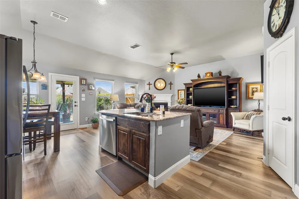 1025 Lincoln Drive Royse City, TX 75189