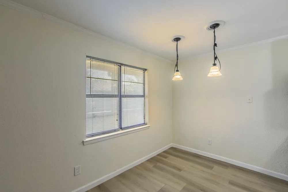 1214 Baylor Avenue #205 Waco, TX 76706