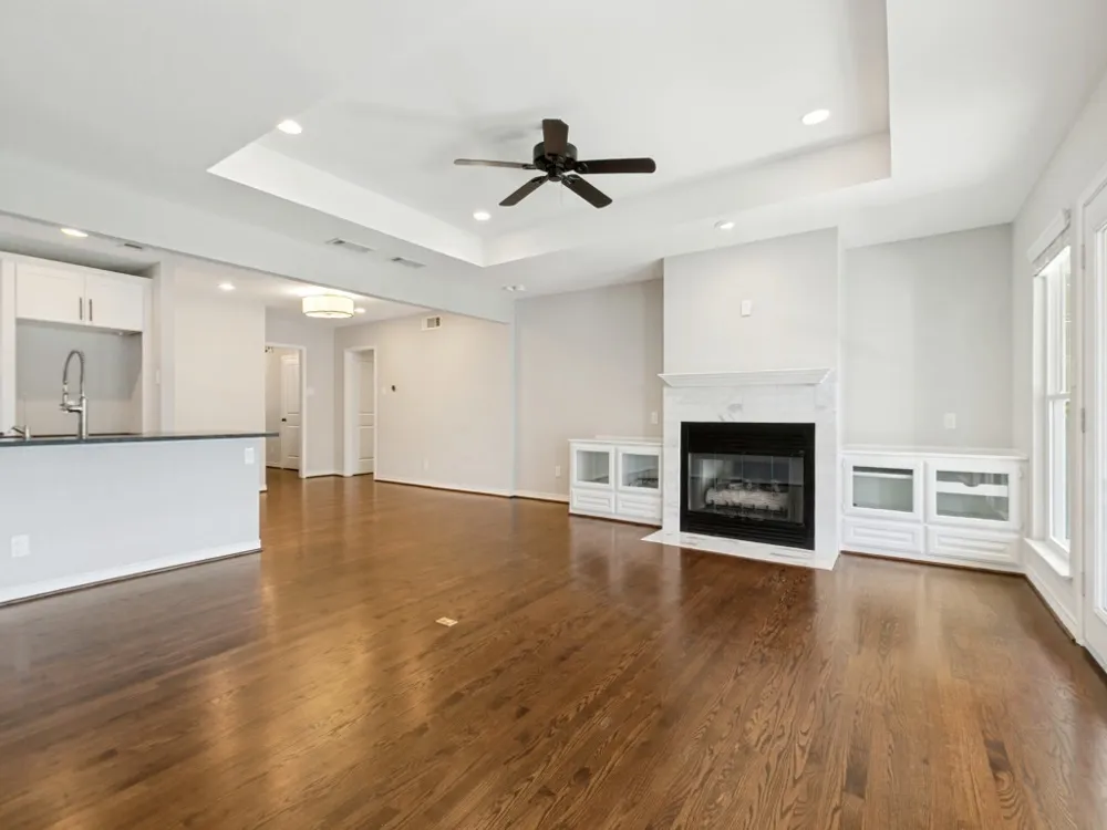 10620 Lorwood Drive Dallas, TX 75238