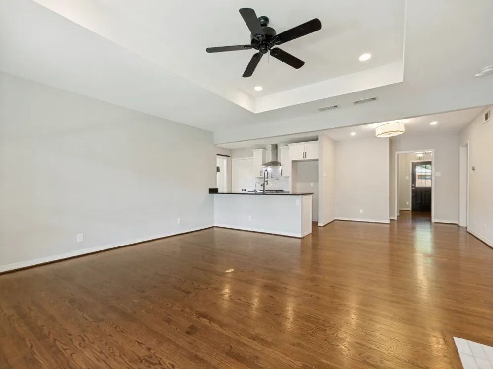 10620 Lorwood Drive Dallas, TX 75238