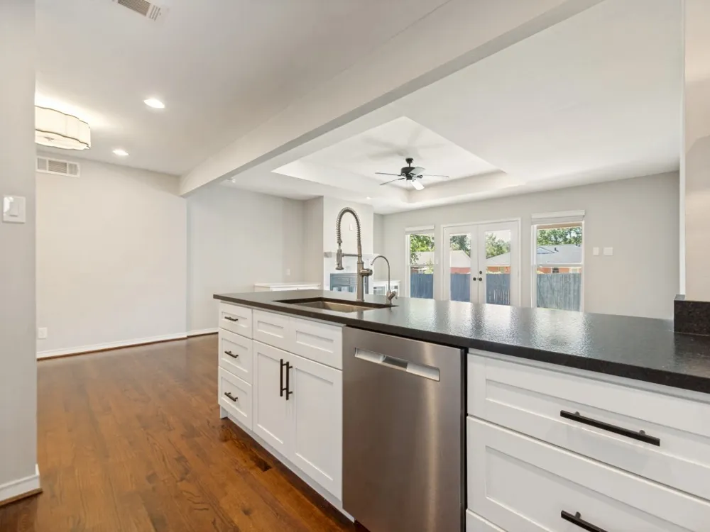 10620 Lorwood Drive Dallas, TX 75238