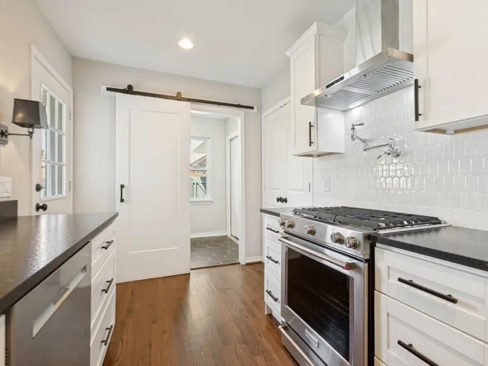 10620 Lorwood Drive Dallas, TX 75238