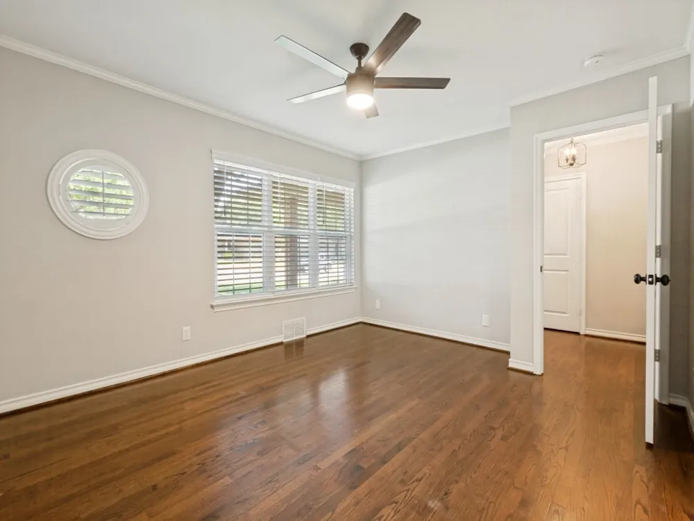 10620 Lorwood Drive Dallas, TX 75238