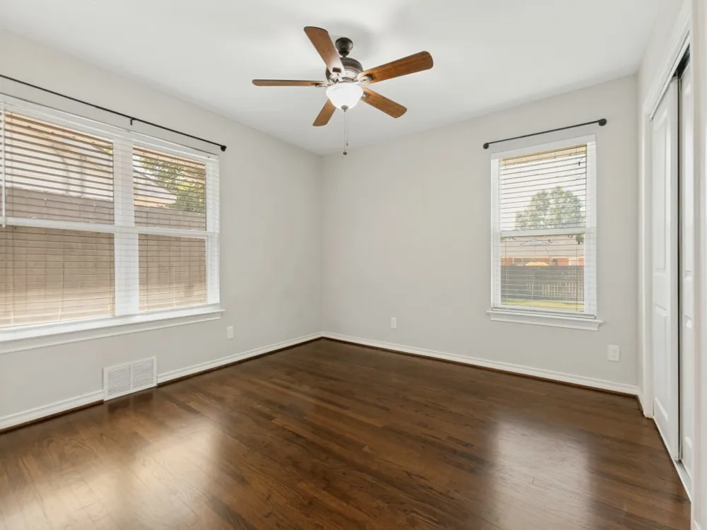 10620 Lorwood Drive Dallas, TX 75238