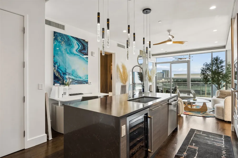 7901 Windrose Avenue #905 Plano, TX 75024