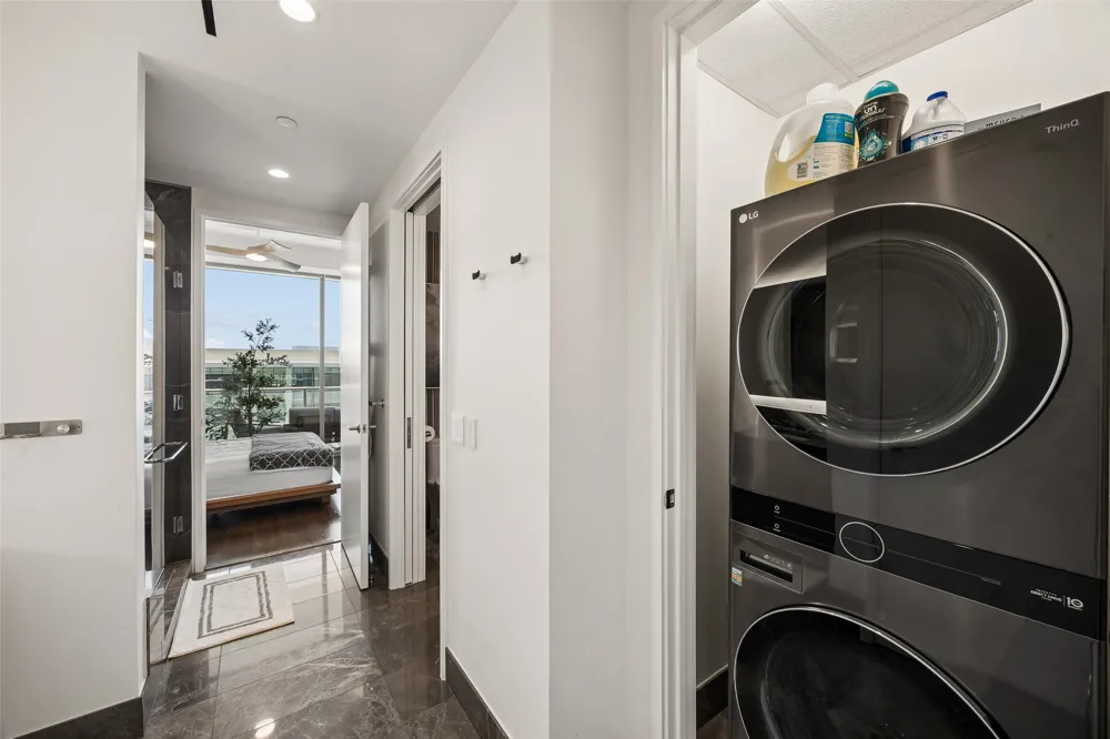 7901 Windrose Avenue #905 Plano, TX 75024