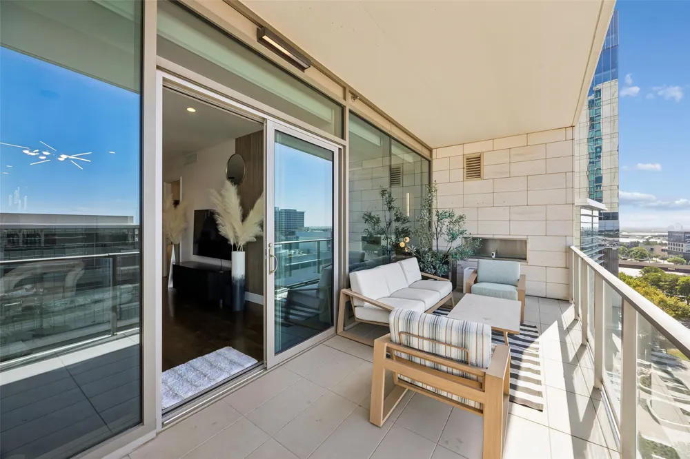 7901 Windrose Avenue #905 Plano, TX 75024