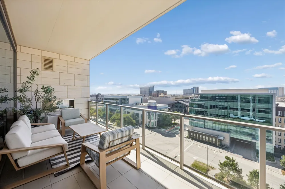 7901 Windrose Avenue #905 Plano, TX 75024