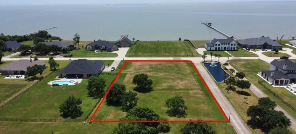 6403 Dow Reef Drive Beach City, TX 77523