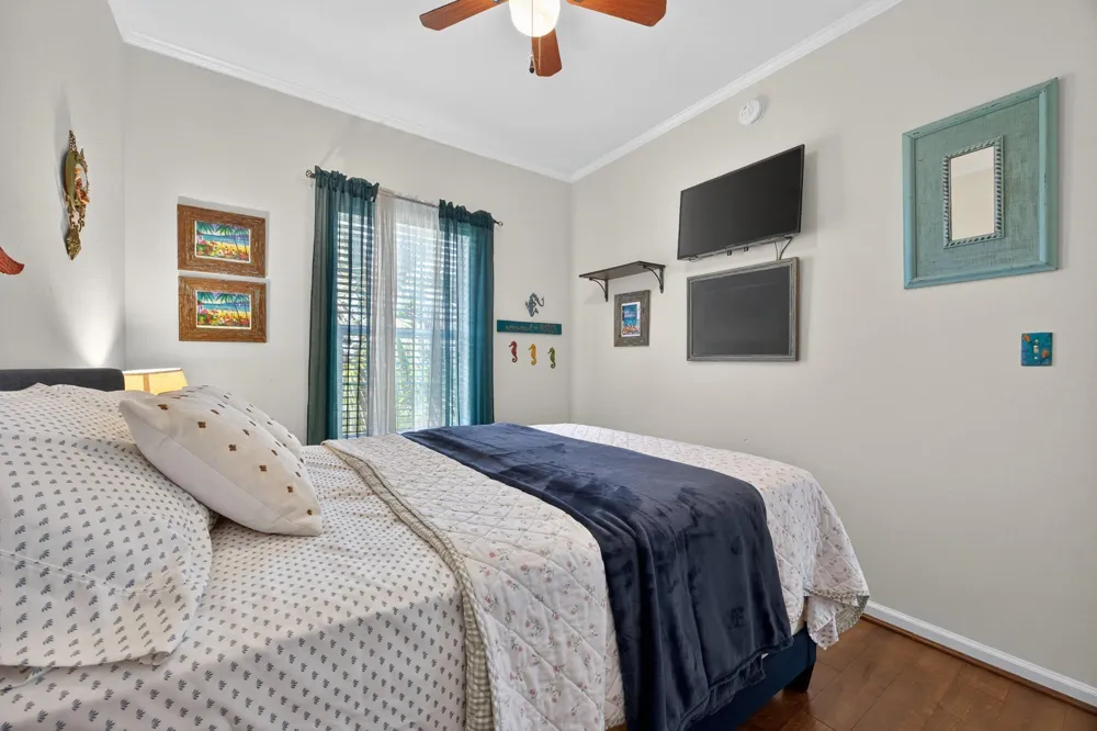 2019 Flamingo Drive Crystal Beach, TX 77650