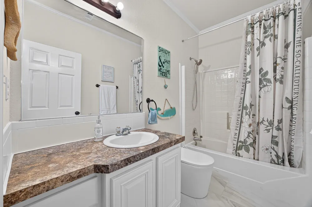 2019 Flamingo Drive Crystal Beach, TX 77650