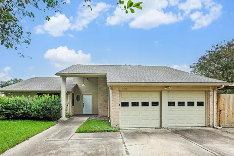 16422 Hibiscus Lane