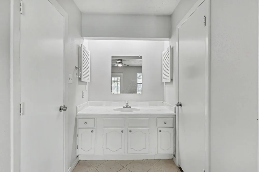16422 Hibiscus Lane Friendswood, TX 77546