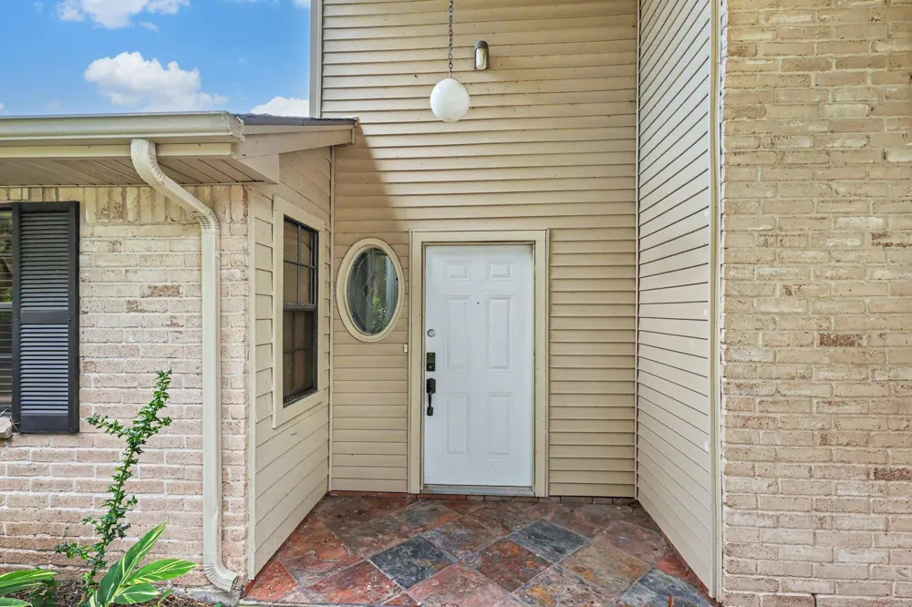 16422 Hibiscus Lane Friendswood, TX 77546