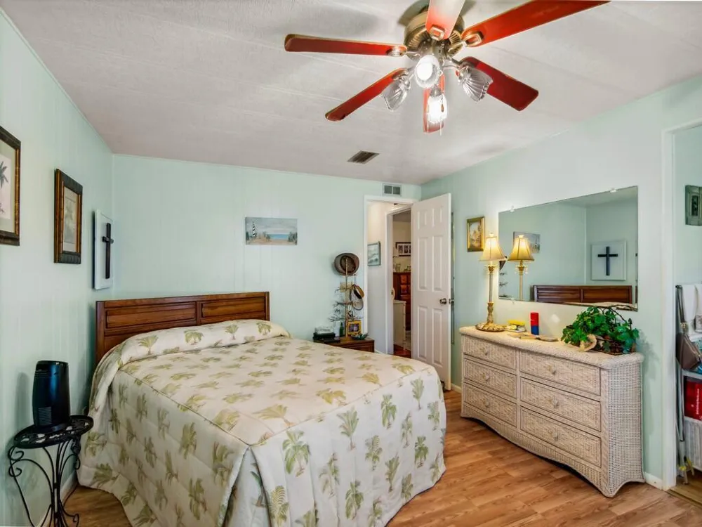 293 NE Moonstone Drive Jensen Beach, FL 34957