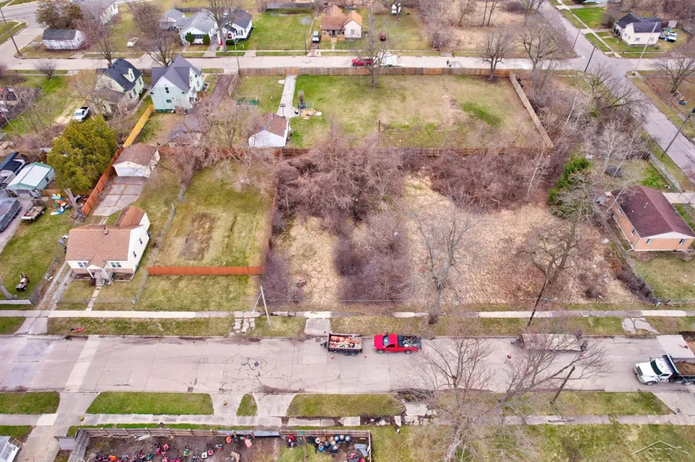 3116 Grant Street Saginaw City, MI 48601