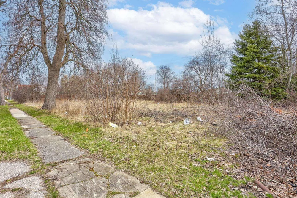 3116 Grant Street Saginaw City, MI 48601