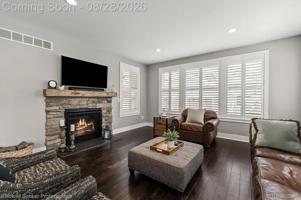 663 Herald Street Plymouth City, MI 48170