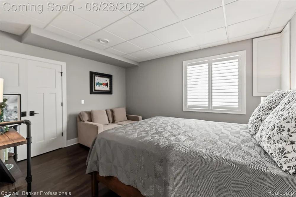 663 Herald Street Plymouth City, MI 48170