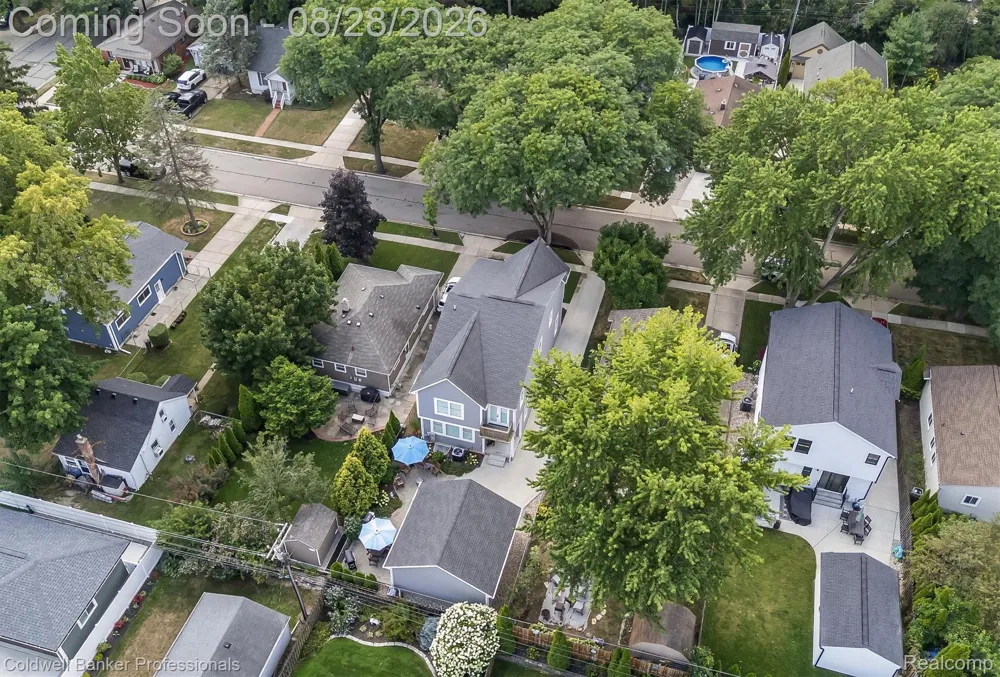 663 Herald Street Plymouth City, MI 48170