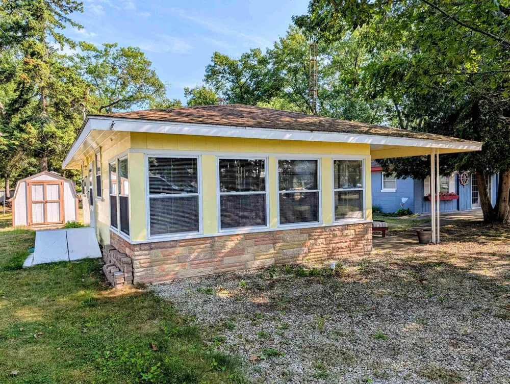 4953 E Center Sims Township, MI 48703