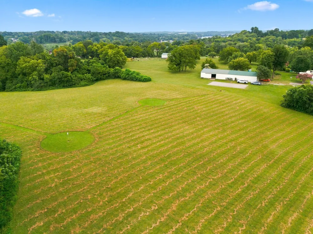 344 Peach Valley Rd Gallatin, TN 37066