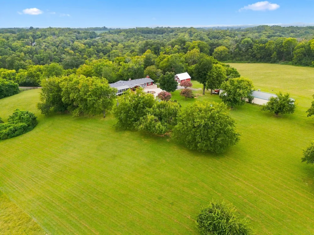 344 Peach Valley Rd Gallatin, TN 37066