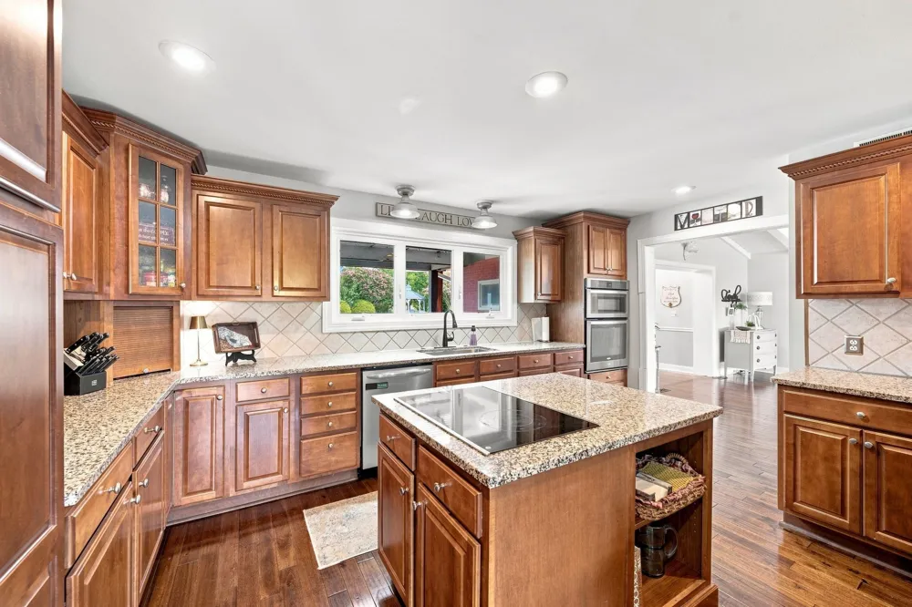 344 Peach Valley Rd Gallatin, TN 37066