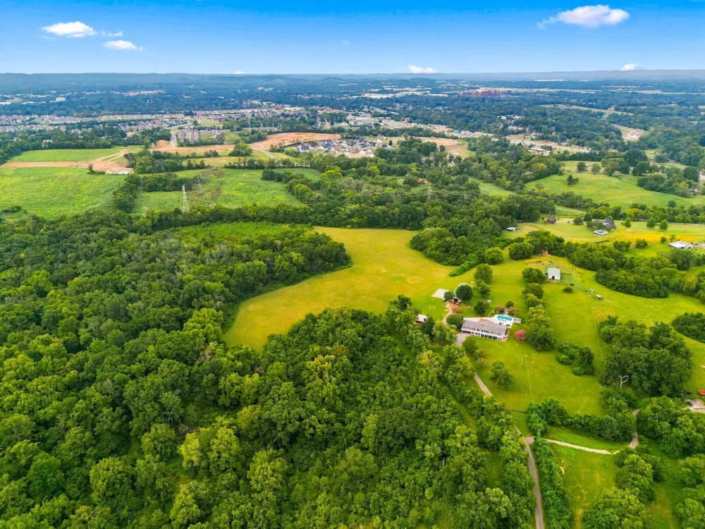 344 Peach Valley Rd Gallatin, TN 37066