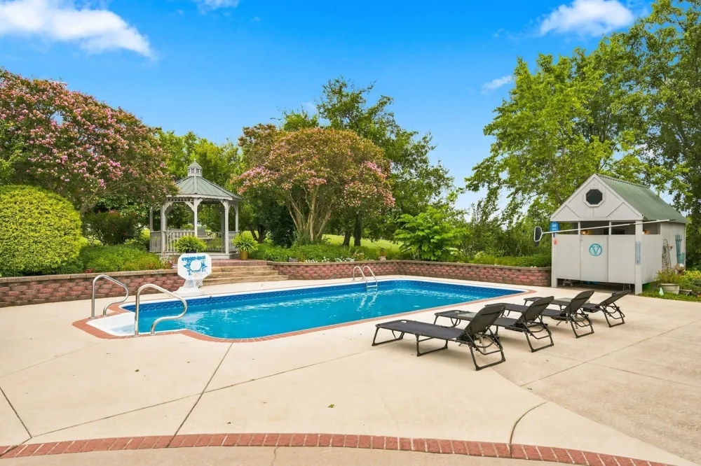344 Peach Valley Rd Gallatin, TN 37066