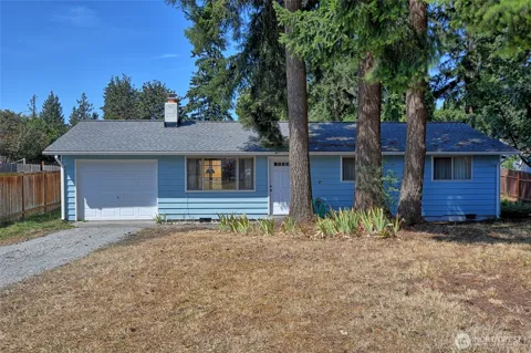 6115 201st Pl NE