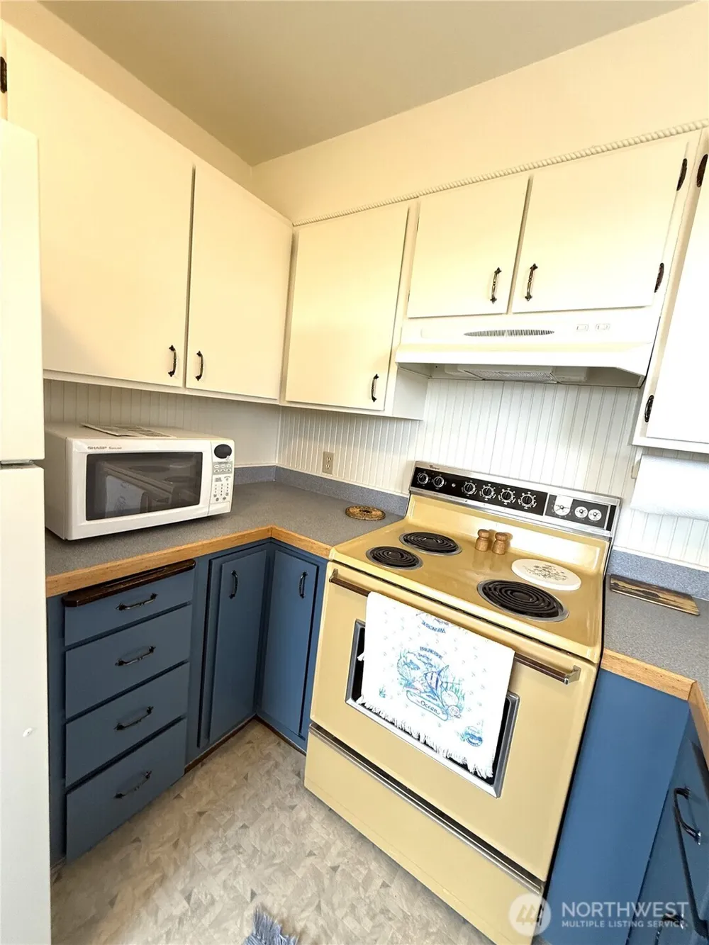 30110 J PLACE Ocean Park, WA 98640